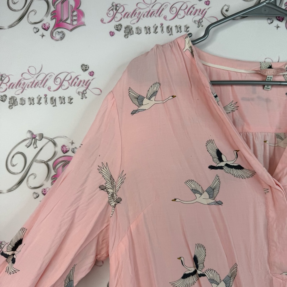 Joules long sleeve shirt, birds, black white Pink Top with Swan Design - Picture 5 of 12